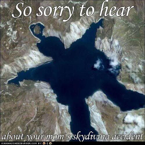 [Image: funny-captions-moms-skydiving-accident.jpg]