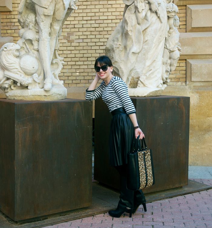 Falda Midi BotasGivenchy Falda Midi BotasGivenchy