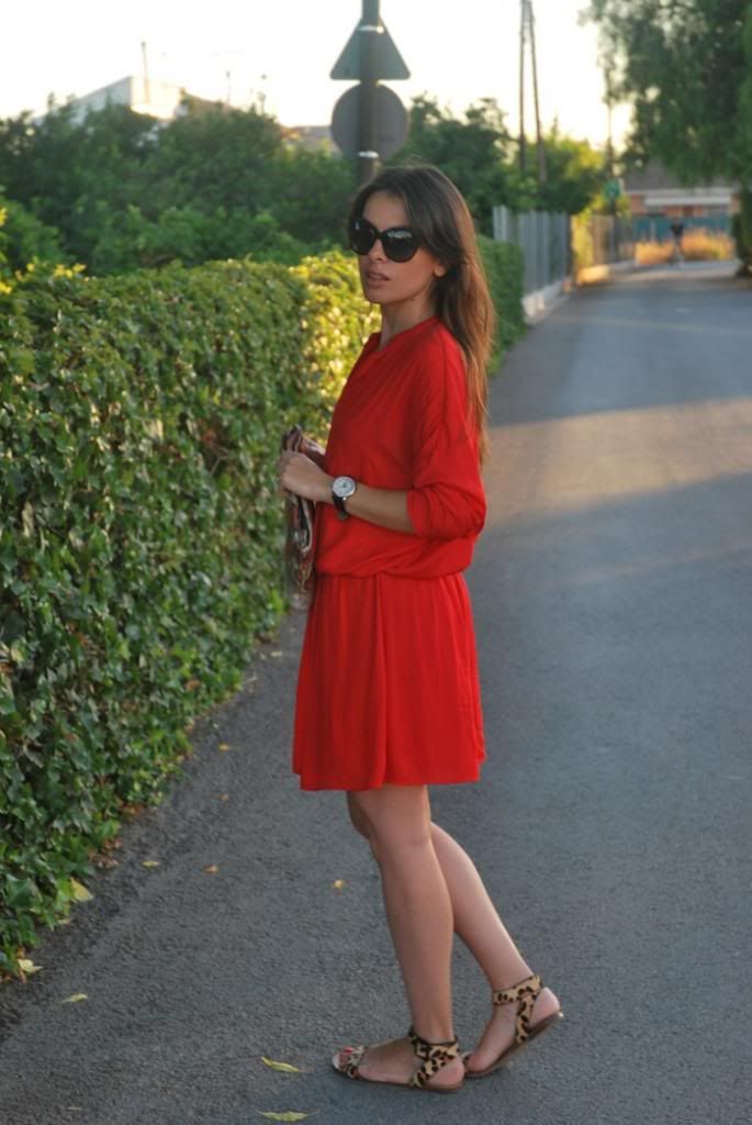 Red Dress Streetstyle