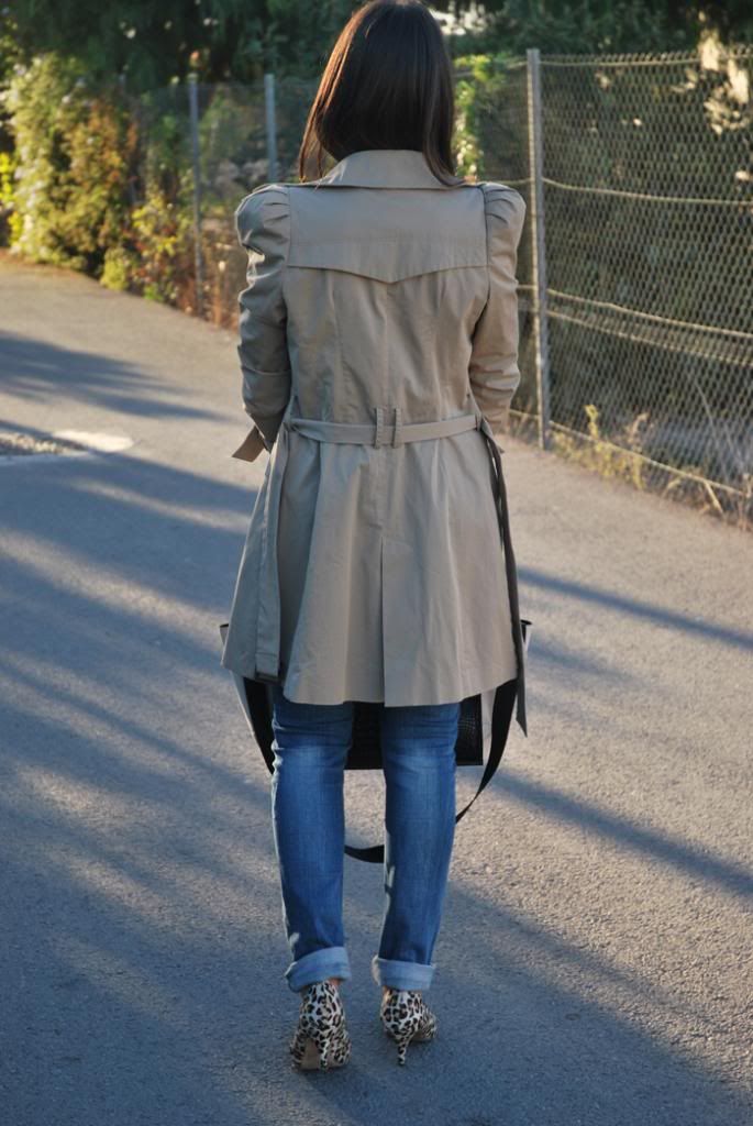 Denim and Trench StreetStyle