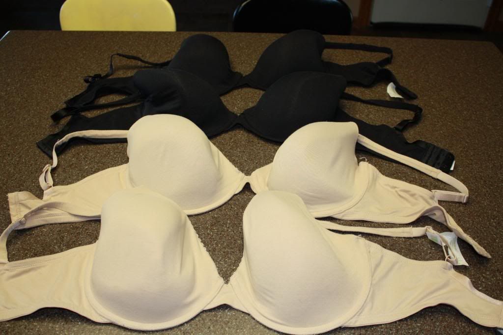 REDUCED!!! Lot of 4 Motherhood Nursing bras 40F REDUCED!!! Lot of 4 Motherhood Nursing bras 40F