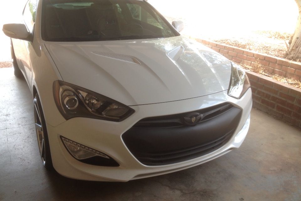 Color matched hood vents? Pics inside Hyundai Genesis Forum