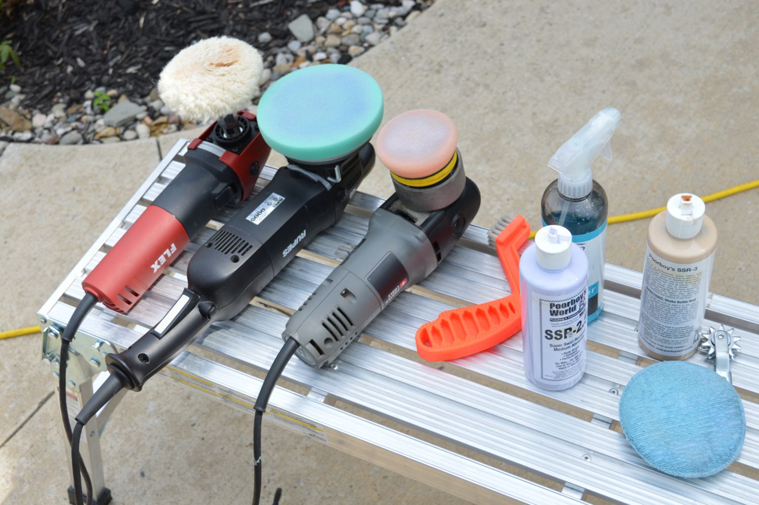 tools1.jpg