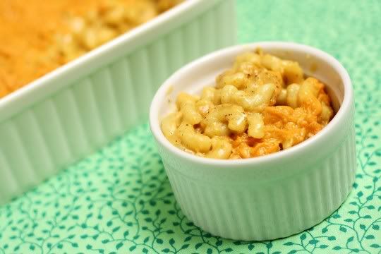 Classic Baked Macaroni and Cheese