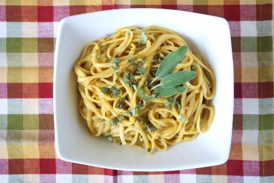 Pasta with Creamy Pumpkin Sauce