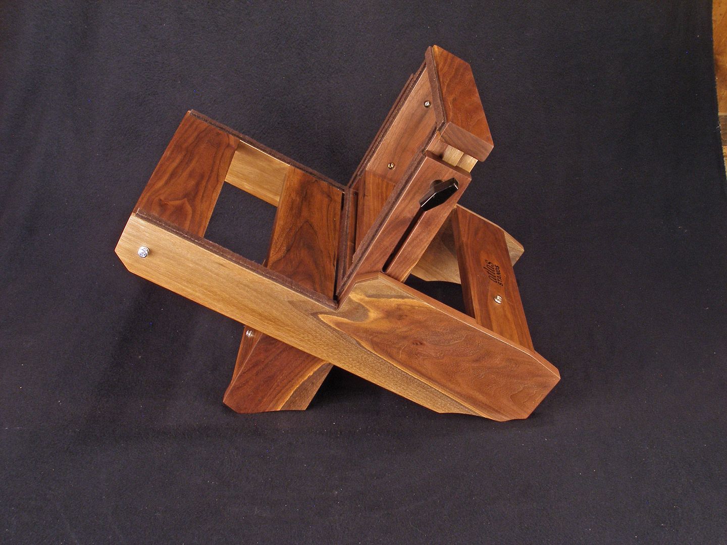 redplate1.jpg?t=1337683426