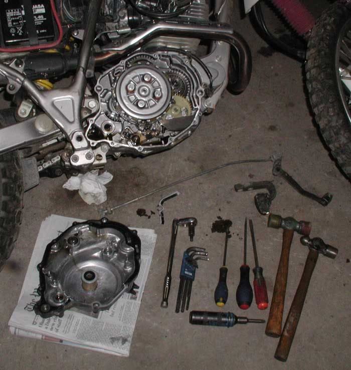 Kick Starter Install XT225+250 Rider's Group