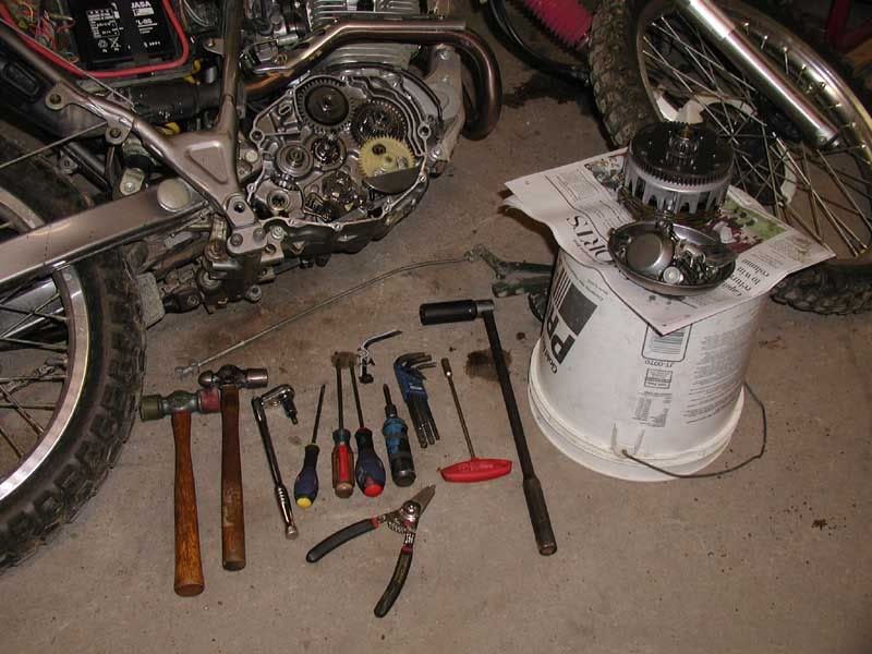 Kick Starter Install XT225+250 Rider's Group