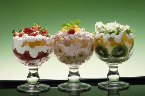 http://i1238.photobucket.com/albums/ff497/Ioana_Adi/gelatoconfrutta.jpg