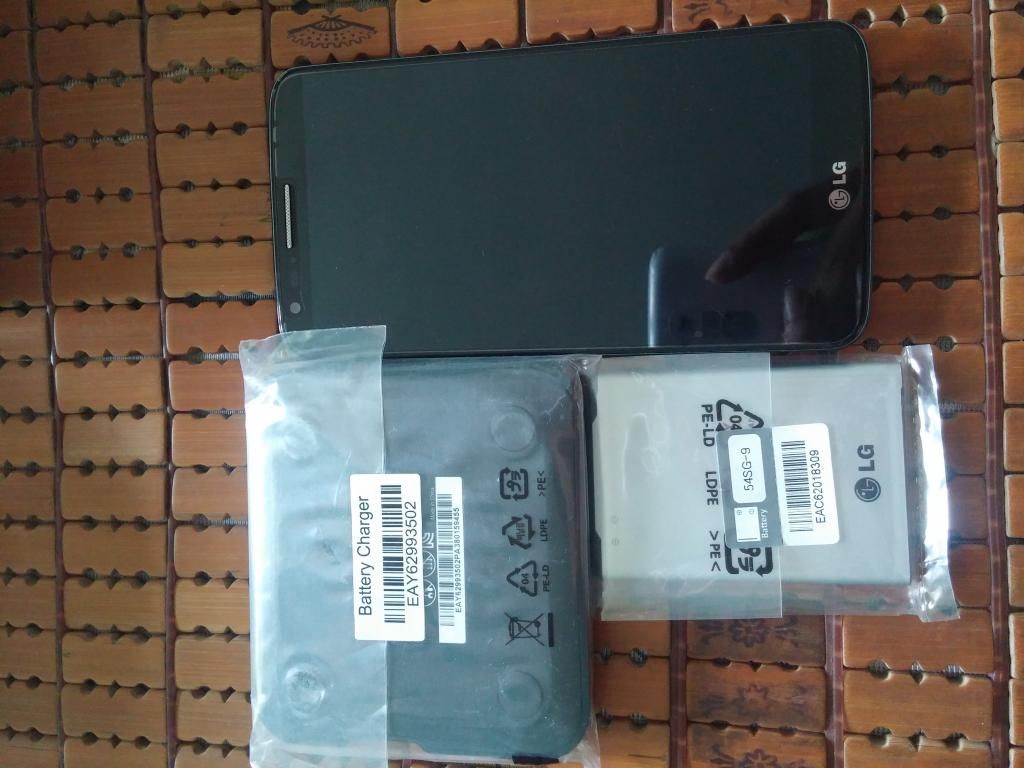 Sky 870,LG G2 new, LTE2 . Flip zin 870, dock pin 850.Kính cường lực đủ loại ...